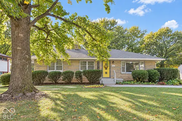 100 Delbrick LN, Indianapolis, IN 46229