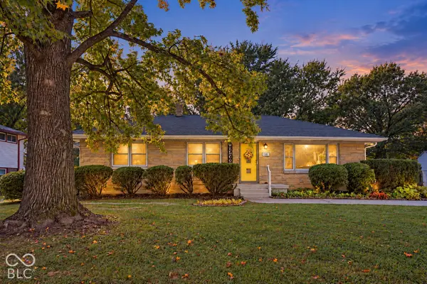 100 Delbrick LN, Indianapolis, IN 46229