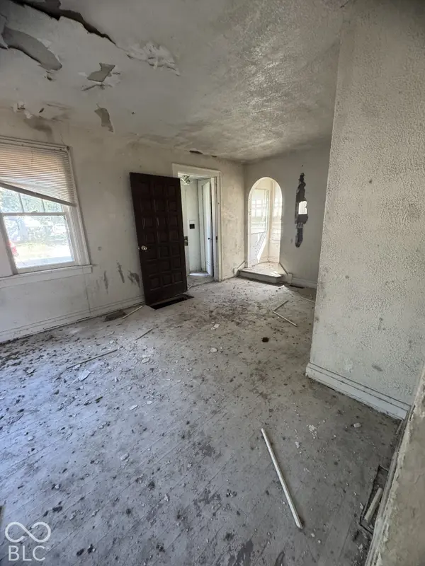 2307 Nichol AVE, Anderson, IN 46016
