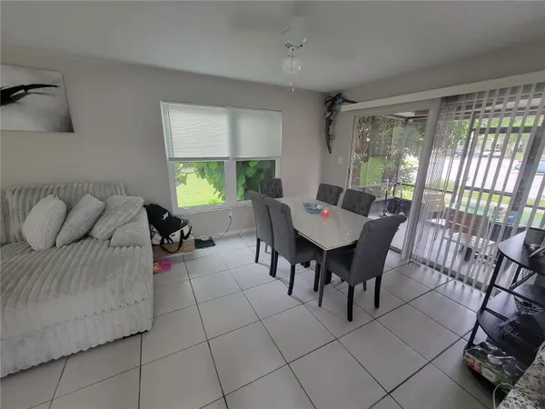 3756 AMHERST WAY #1, Sarasota, FL 34232