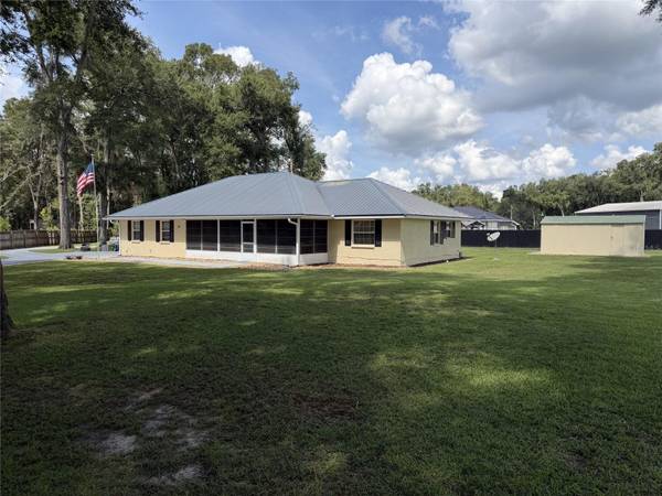 300 SW BRIGHTON CT, Fort White, FL 32038