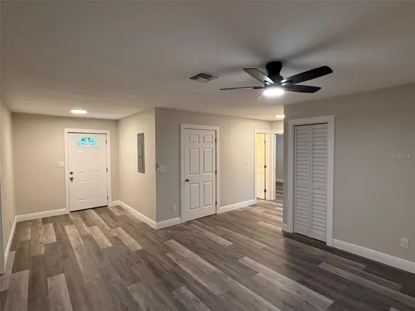 8126 CASTINANGO ST, Orlando, FL 32817