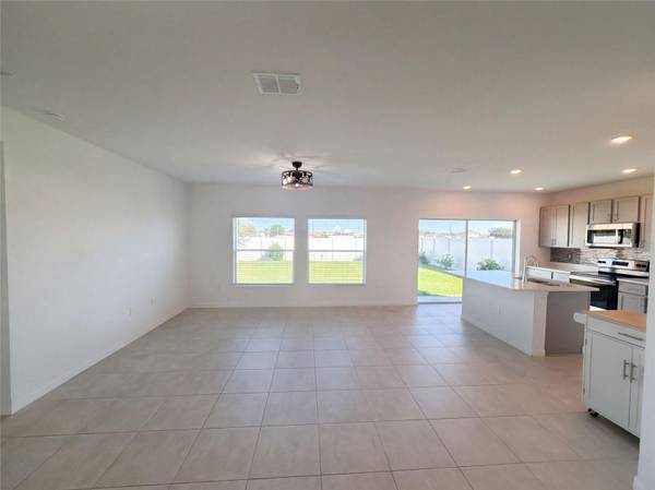 124 CITRINE LOOP, Kissimmee, FL 34758