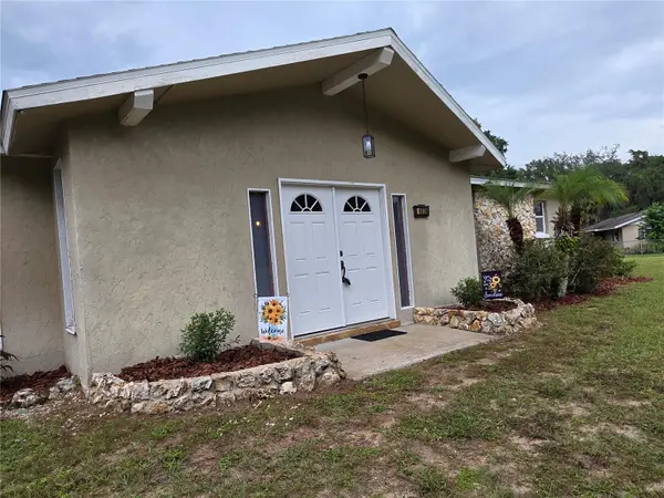 19839 ELDORADO DR, Eustis, FL 32736