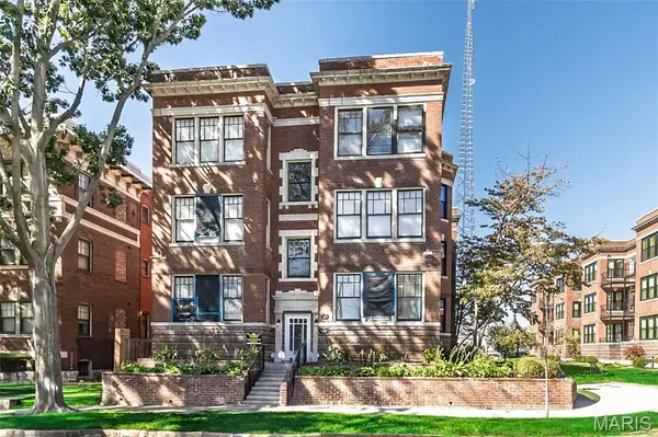 527 Clara AVE #1A, St Louis, MO 63112