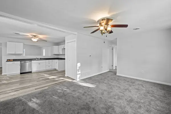 3914 15th Street B ST, Moline, IL 61265