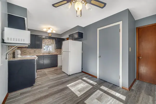 202 Timrick Drive, Munster, IN 46321