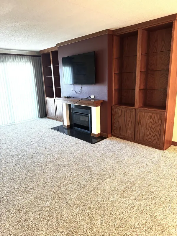 1102 23rd ST S #D10, Fargo, ND 58103