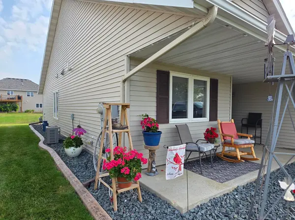 114 6th AVE NE, Elgin, MN 55932