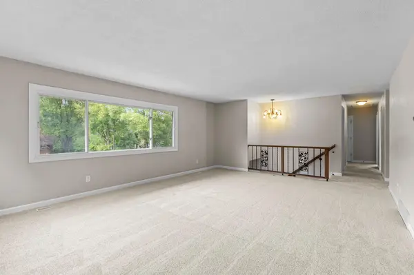 1435 56th ST E, Inver Grove Heights, MN 55077