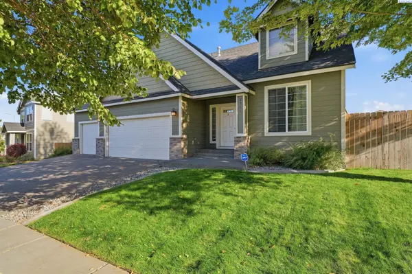 2007 S Tweedt St, Kennewick, WA 99336