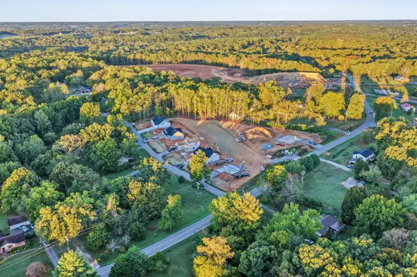 7108 Hall Rd, Fairview, TN 37062