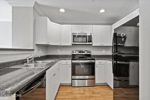 1121 Tree Top Way #1422, Knoxville, TN 37920