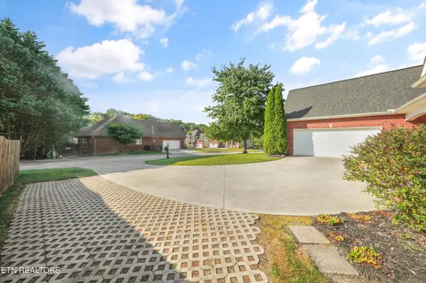 5705 Rhyne Cove Lane, Knoxville, TN 37931