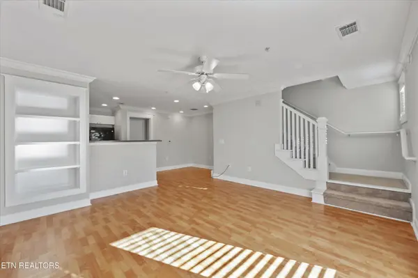 1121 Tree Top Way #1422, Knoxville, TN 37920