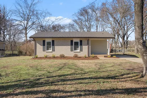 110 Green Meadow Dr, Gallatin, TN 37066