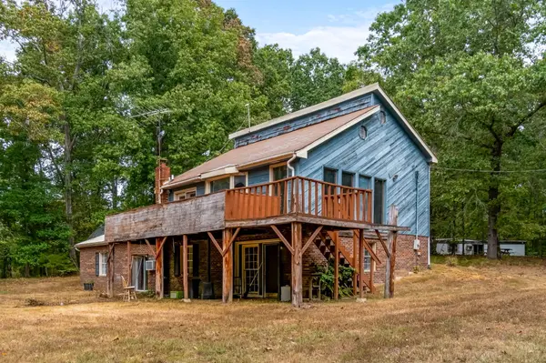 2120 Griffintown Rd, White Bluff, TN 37187