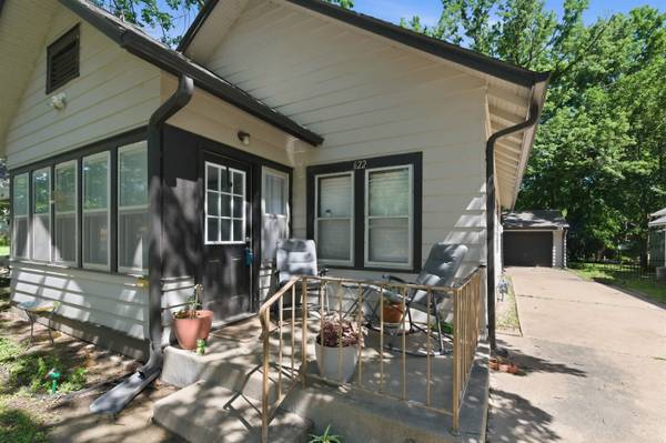 622 W Carr, El Dorado, KS 67042