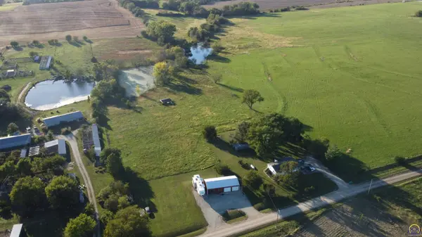 21787 S4 RD, Holton, KS 66436