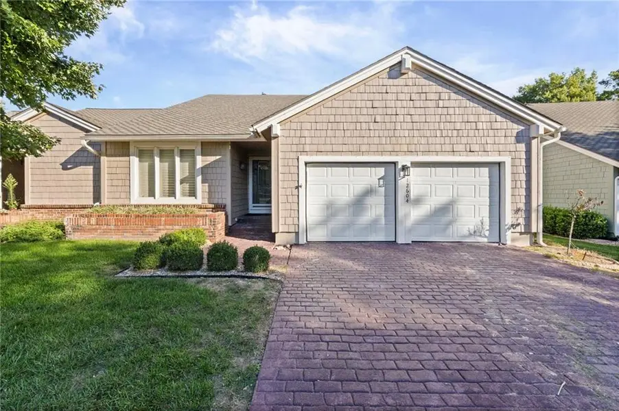 12604 Baltimore CT, Kansas City, MO 64145