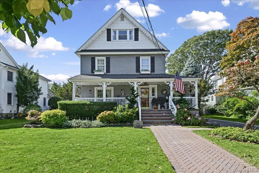 176 S Centre AVE, Rockville Centre, NY 11570