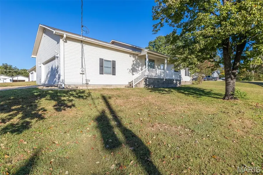 2001 Raulston AVE, Poplar Bluff, MO 63901