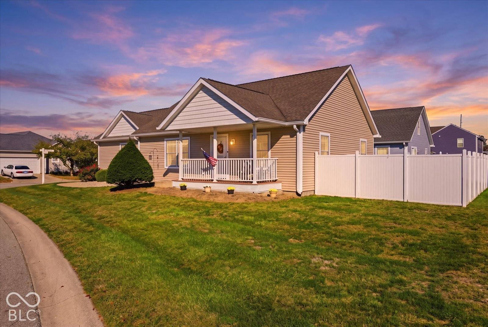 2020 Pin Oak CT, Shelbyville, IN 46176