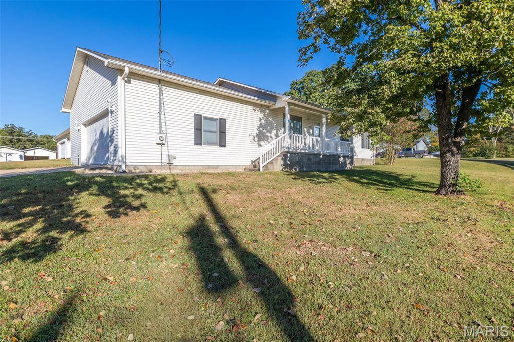 2001 Raulston AVE, Poplar Bluff, MO 63901