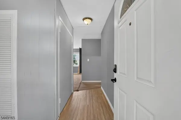 6 Meadowbrook Pl, Willingboro Twp., NJ 08046