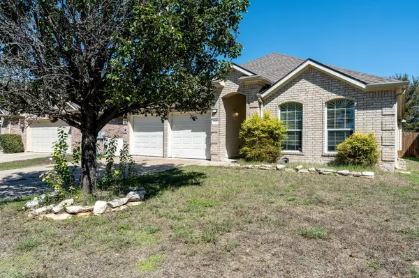 240 King Elder LN, Leander, TX 78641