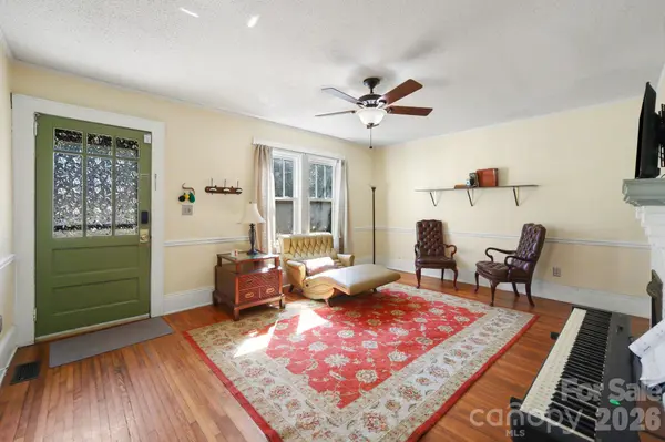 821 S Chester ST, Gastonia, NC 28052
