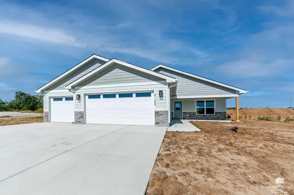 9159 Camp CT, Manhattan, KS 66502