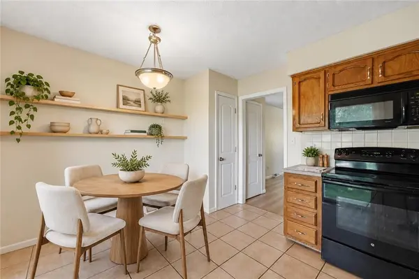 8709 N Hull AVE, Kansas City, MO 64154