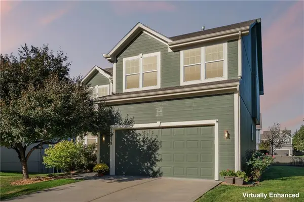 12438 S Crestone ST, Olathe, KS 66061