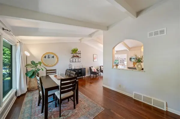 7141 Belinder AVE, Prairie Village, KS 66208