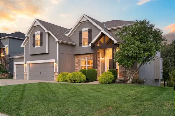 17700 NW 130th TER, Platte City, MO 64079