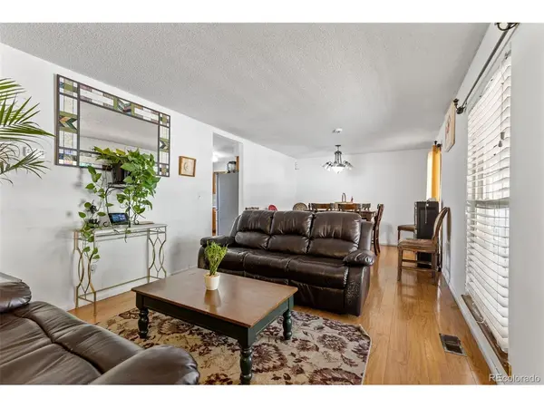 1413 S Kittredge, Aurora, CO 80017