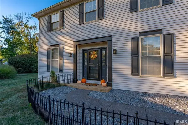 7544 Southfield DR, Newburgh, IN 47630