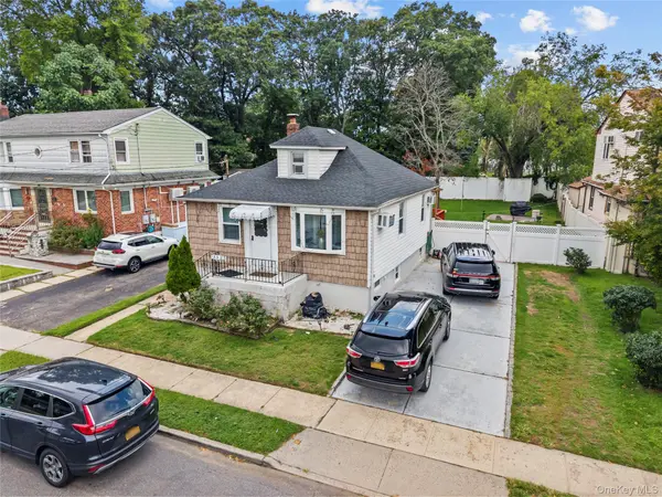552 Kirkman AVE, Elmont, NY 11003