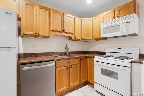 3 Charles LN #2B, Pomona, NY 10970