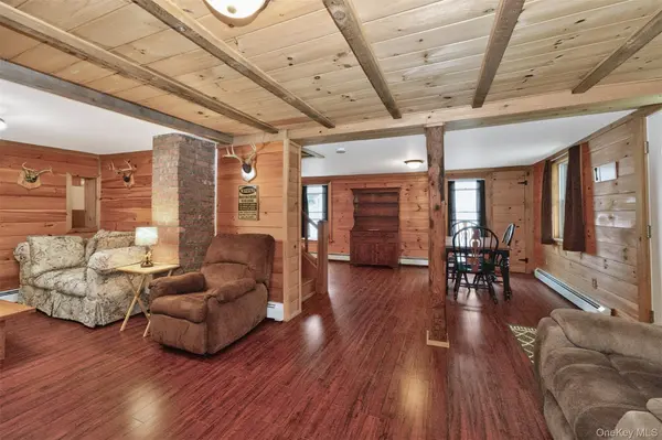 14601 Main ST, Prattsville, NY 12468