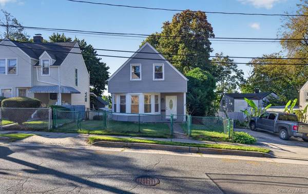 2 Austral AVE, Glen Cove, NY 11542
