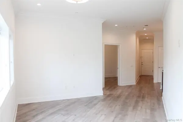 226 New York Avenue #201, Huntington, NY 11743