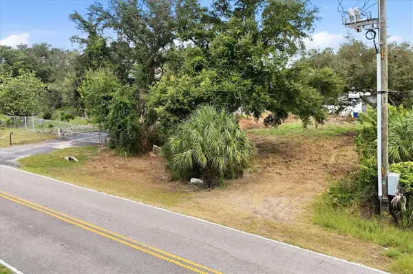 2607 GULF CITY RD, Ruskin, FL 33570