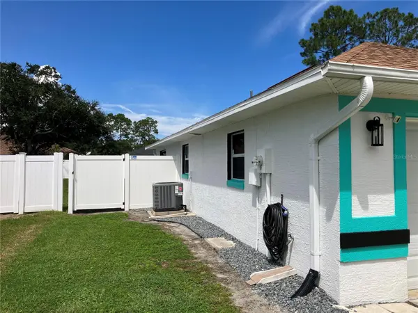 35 PINE GROVE DR, Palm Coast, FL 32164
