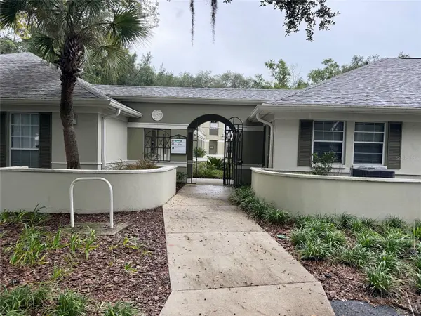 4011 NW 43RD ST #C, Gainesville, FL 32606