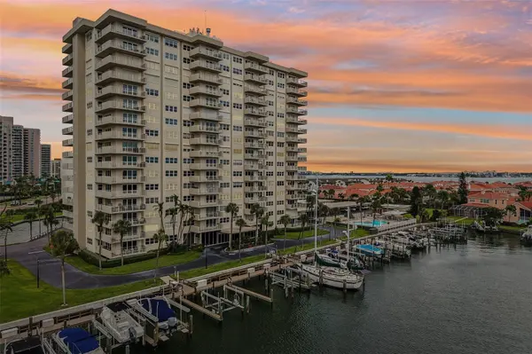 1621 GULF BLVD #1604, Clearwater, FL 33767