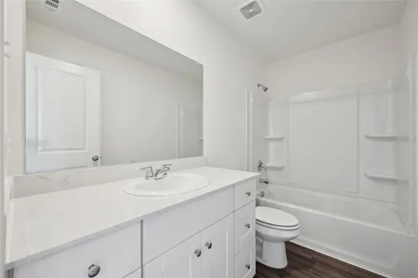 10526 CURVING CREEK, Parrish, FL 34219