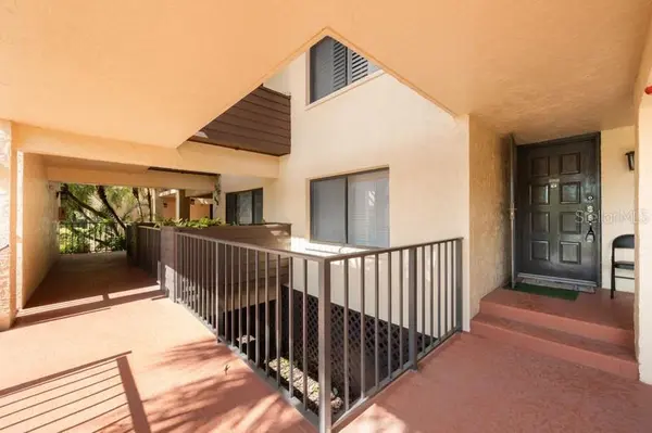1060 PINELLAS BAYWAY S #103, St Petersburg, FL 33715