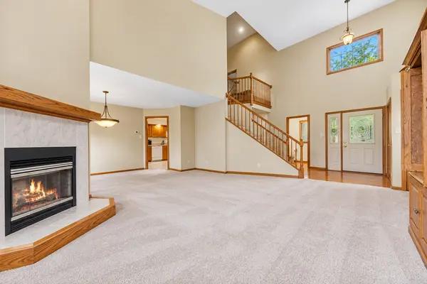 20165 Crystal Lake WAY, Frankfort, IL 60423